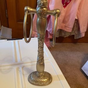 Towel  hand / wash cloth holder stand